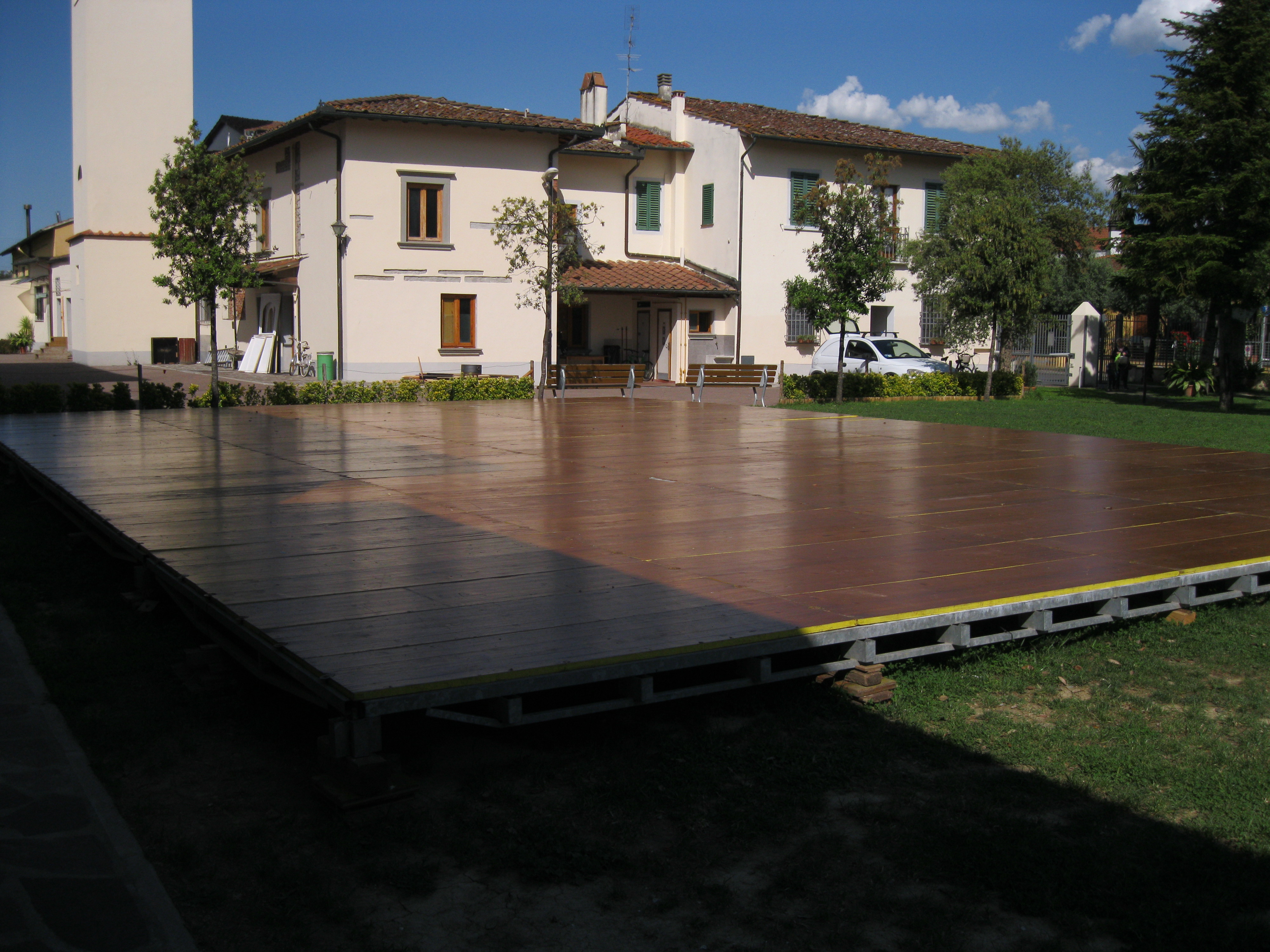 Pedana per festa